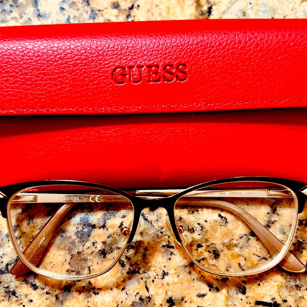 Guess Glasses With Case
